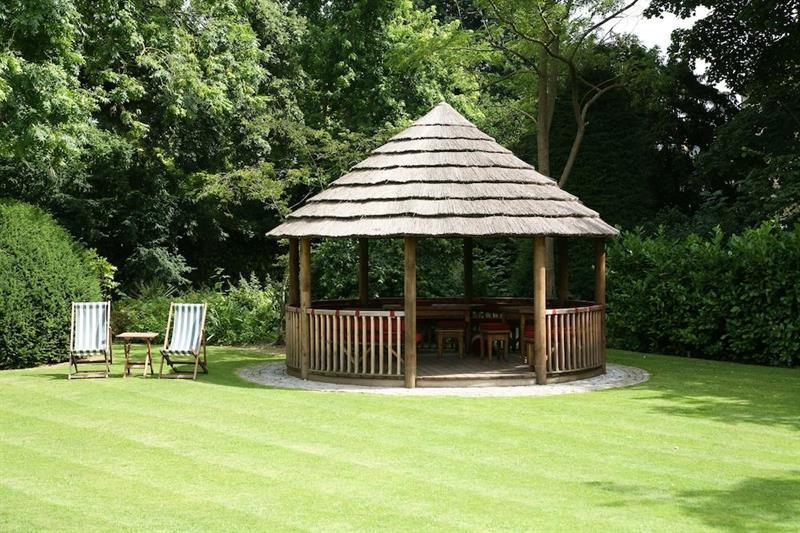 Отель The Manor House Moreton-in-Marsh