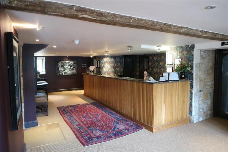 The Manor House 4*