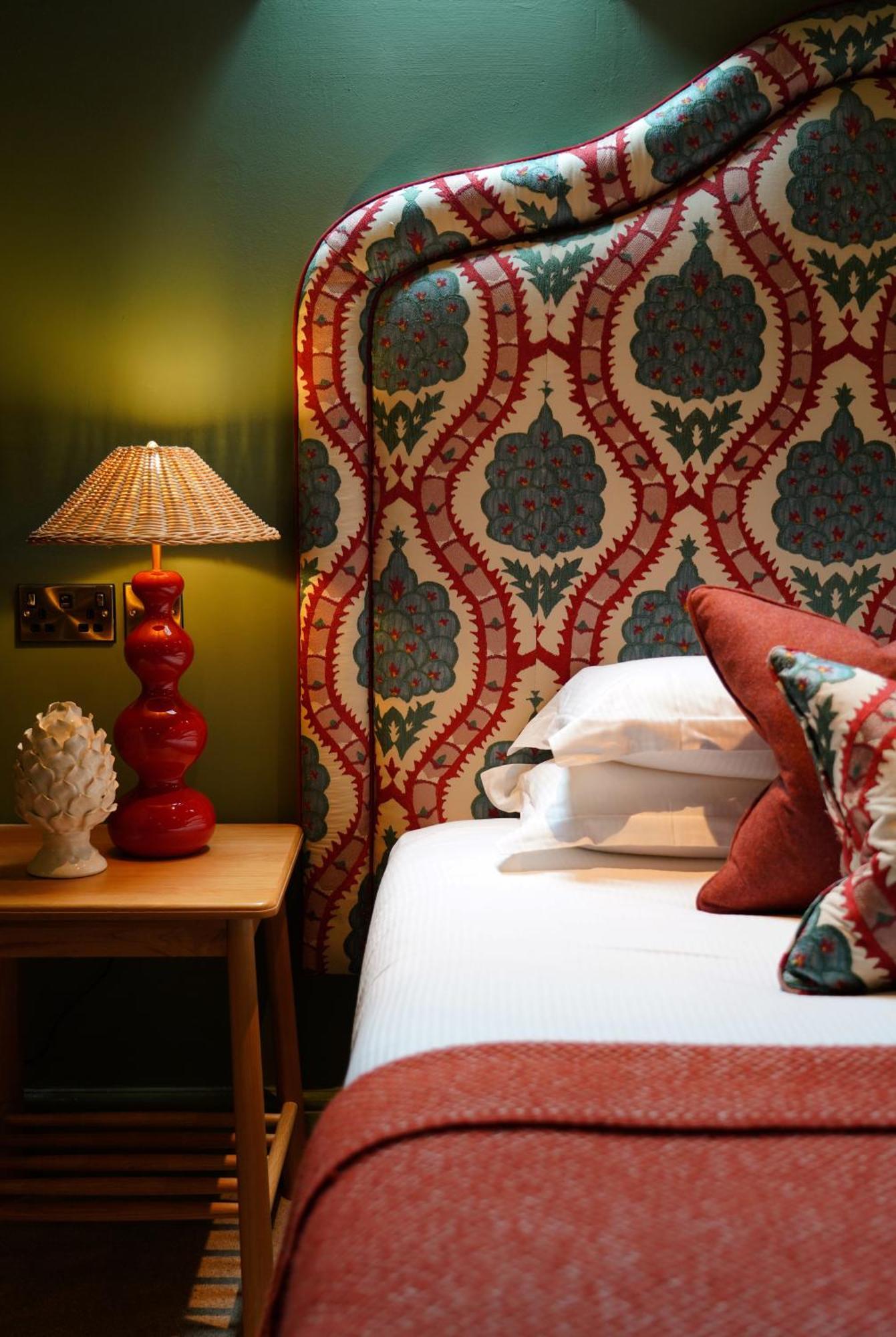 The Manor House 4*